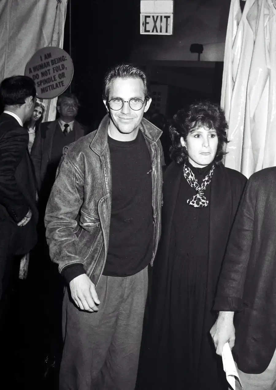 Kevin Costner Through the Years  - 075 GOOD MORNING VIETNAM Premiere